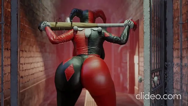 Harley Quinn shaking her bubble booty