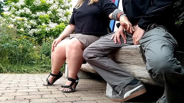 MILF makes me cum on a park bench at the risk of being seen