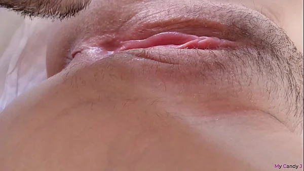 EXTREME CLOSE-UP CLITORIS! EATING AMAZING young UNSHAVED SQUIRTING PUSSY.