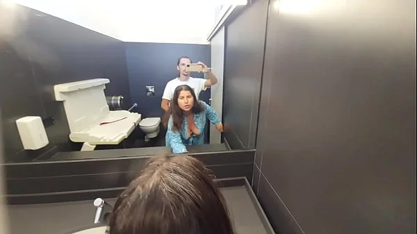 Stepmom was Fucked in the Toilet of the Shopping Center