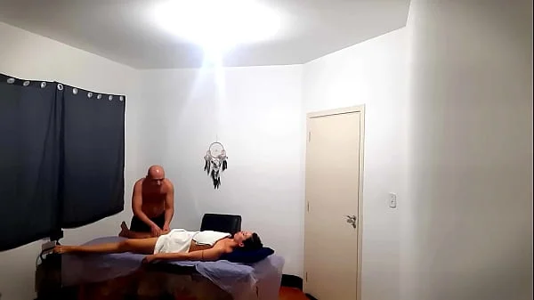 She went to get a massage but was surprised by the therapist who ejaculated in her