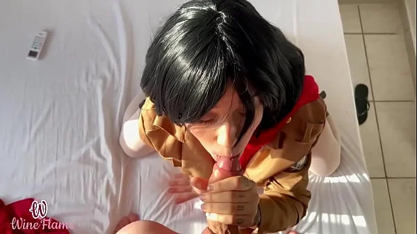 Mikasa mandona sentou gostoso no otaku até tirar leite