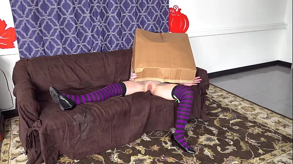 Oblivious Stepmom's Costume Creampie